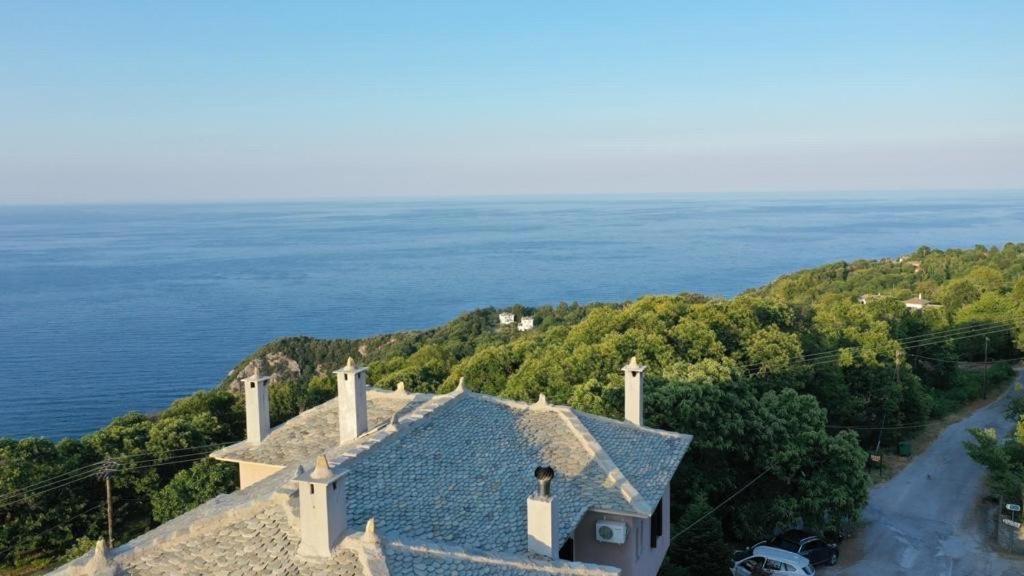 Stilvi Hotel Tsagkarada Buitenkant foto