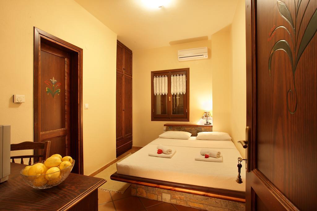 Stilvi Hotel Tsagkarada Kamer foto