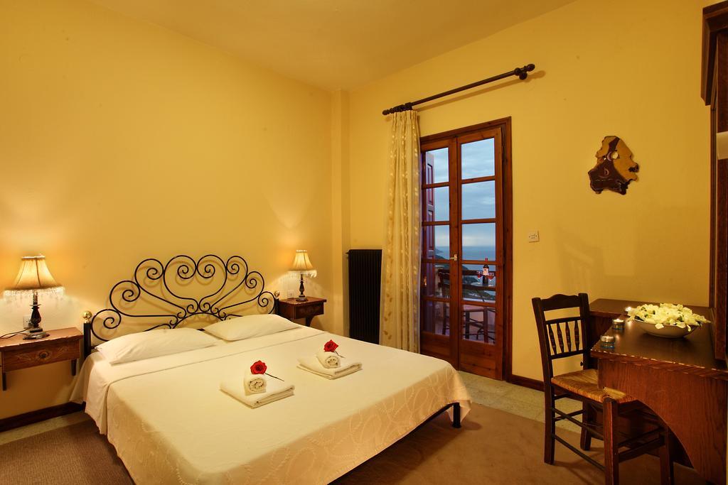 Stilvi Hotel Tsagkarada Buitenkant foto